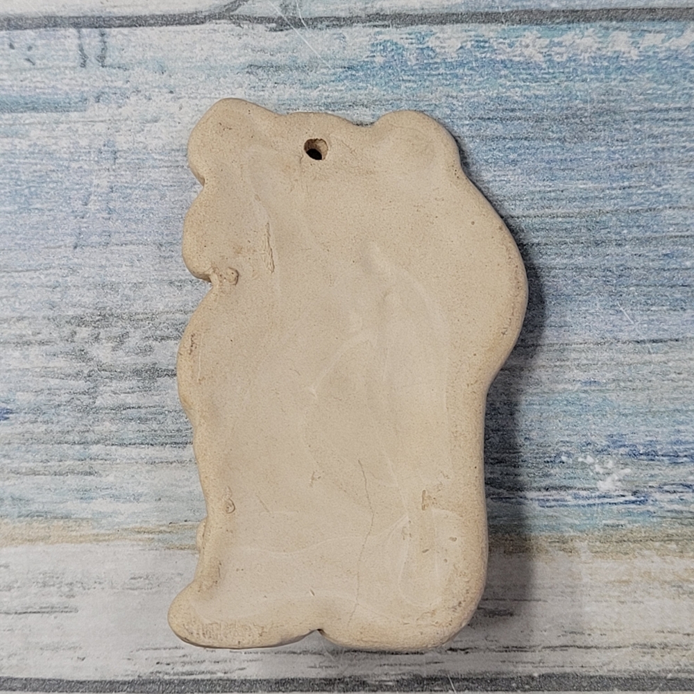Clay Raccon wall hanging. - Picture 2 of 6
